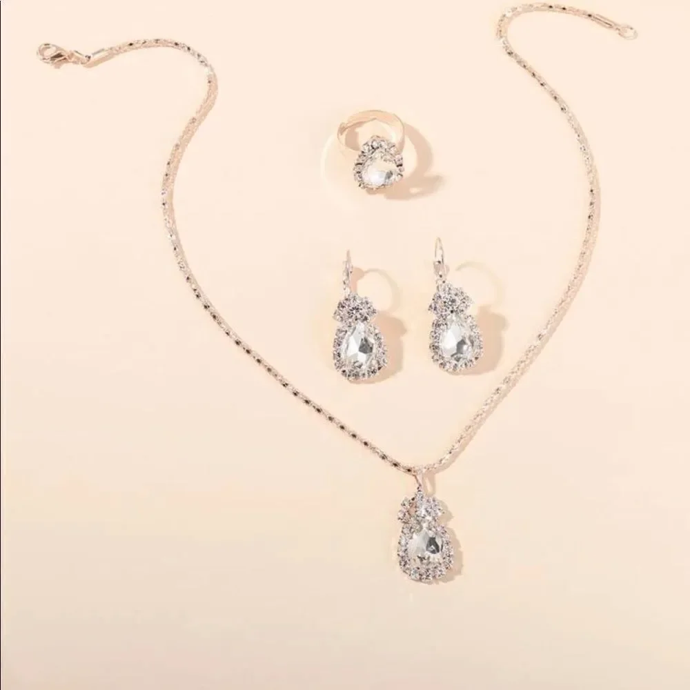 3 Piece Necklace Set